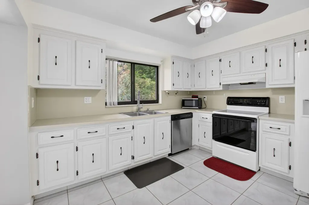 4944 Equestrian Circle Boynton Beach FL 33436