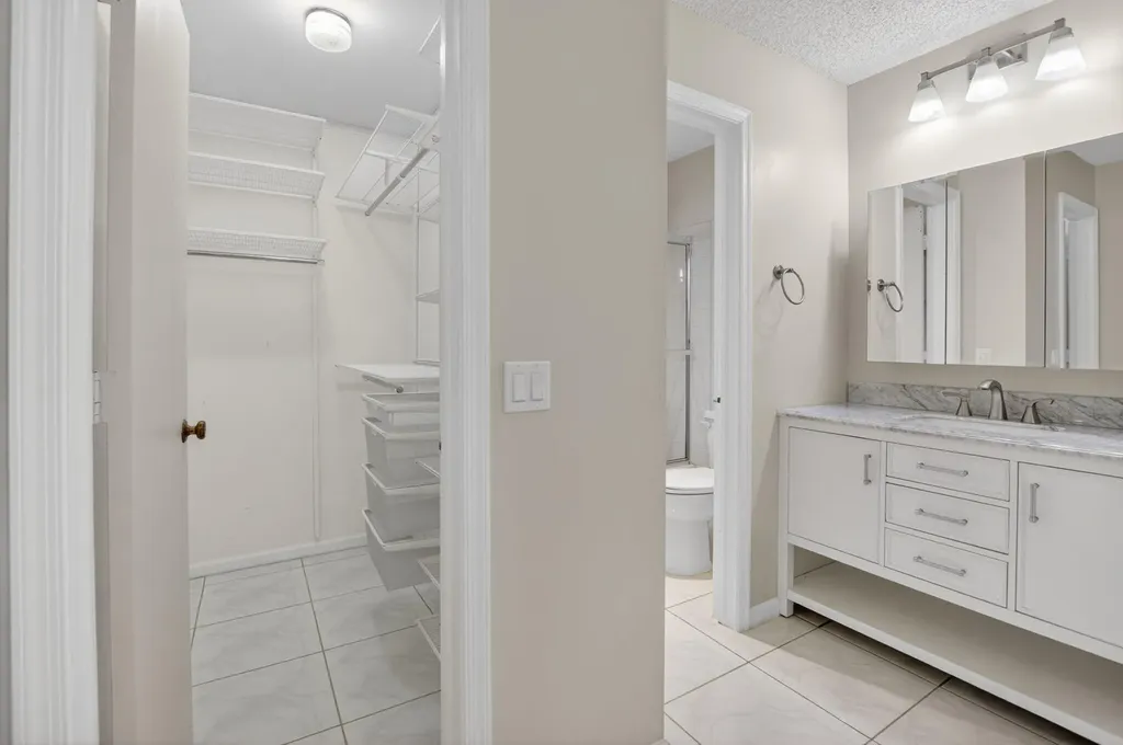 4944 Equestrian Circle Boynton Beach FL 33436