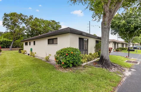 4944 Equestrian Circle Boynton Beach FL 33436