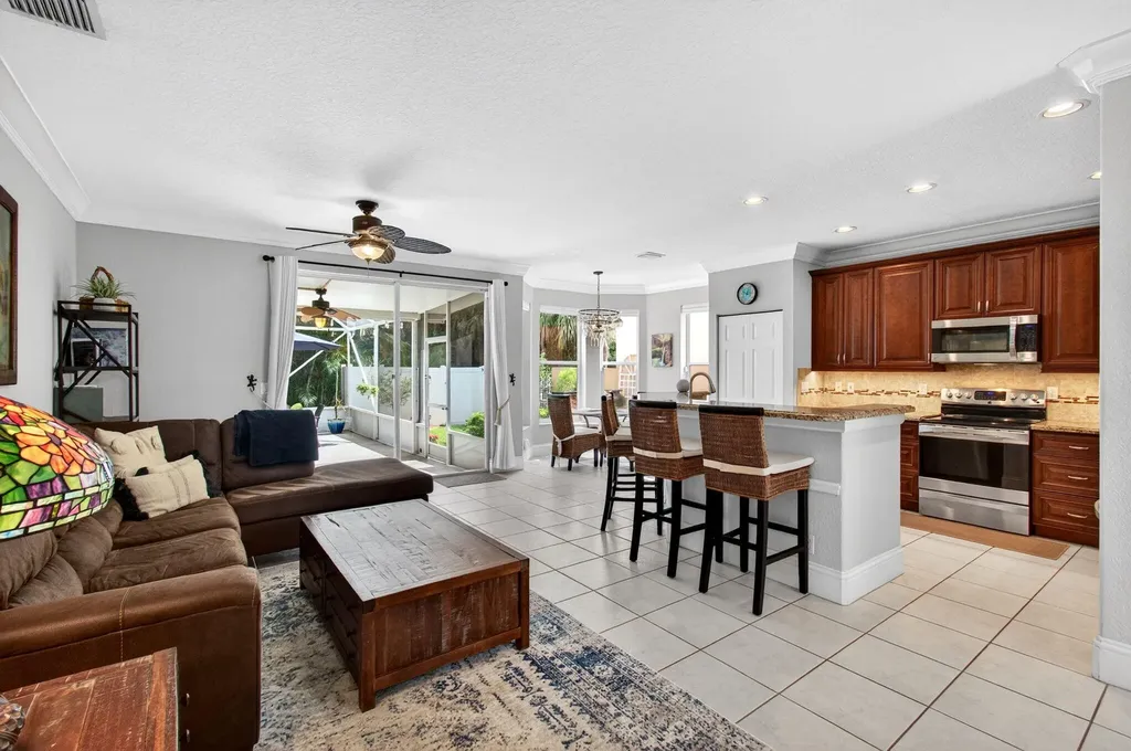 4117 Arthurium Avenue Lake Worth FL 33462