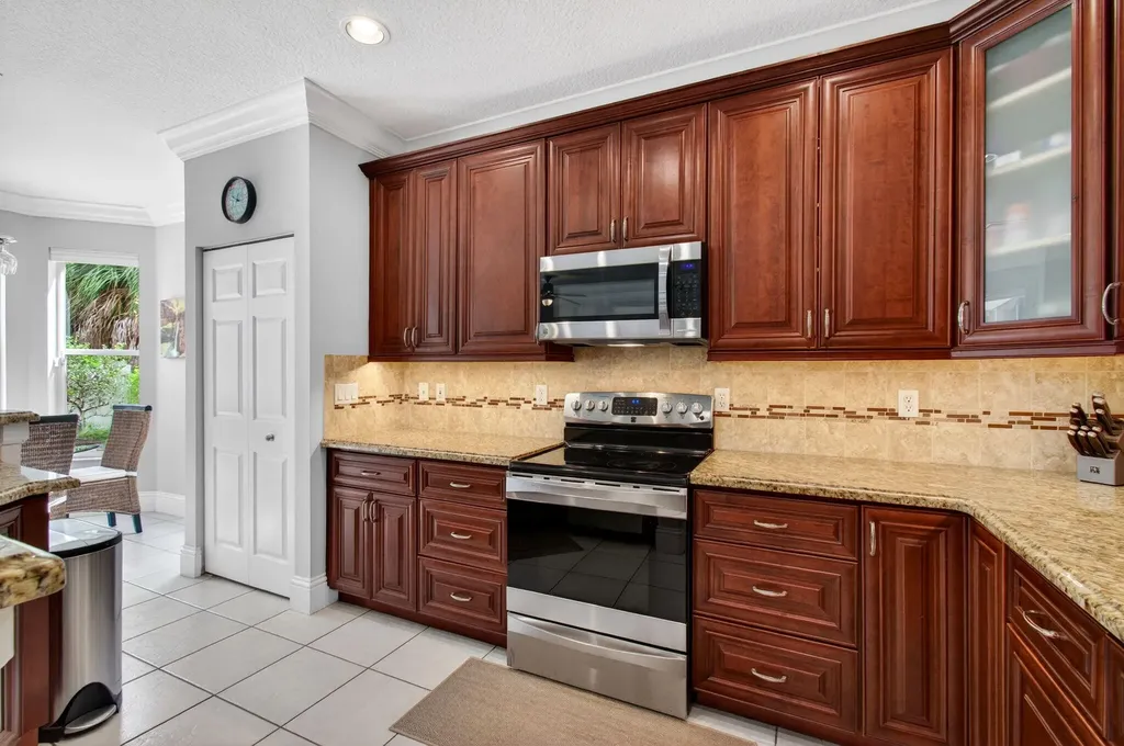 4117 Arthurium Avenue Lake Worth FL 33462