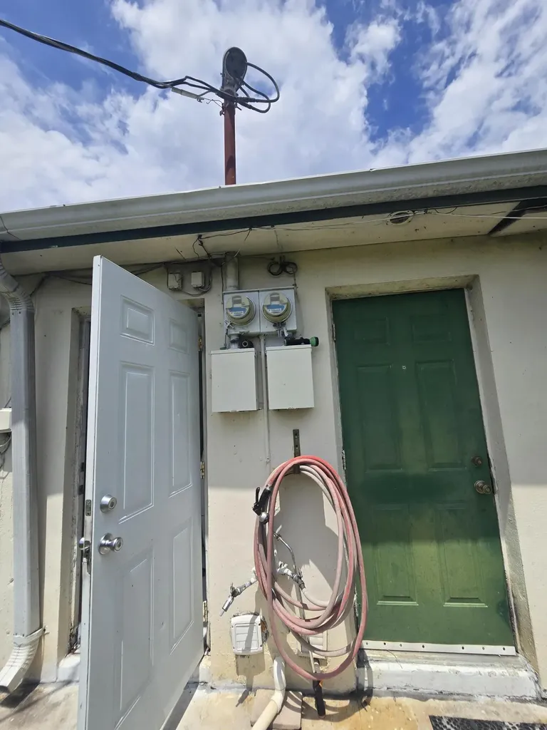 3560 NW 3rd Avenue Pompano Beach FL 33064