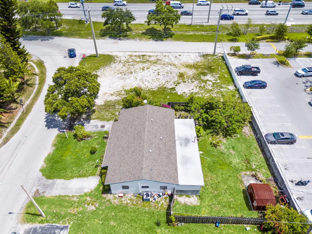 3560 NW 3rd Avenue Pompano Beach FL 33064