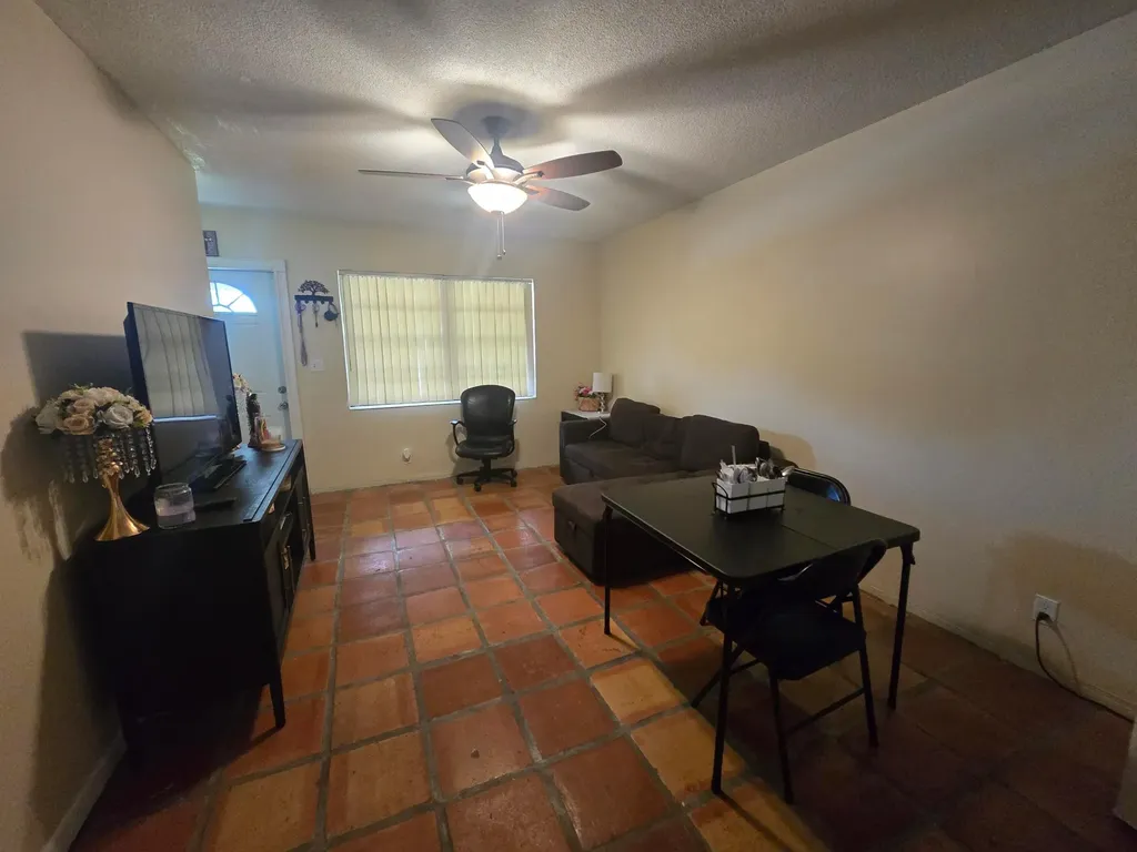 3560 NW 3rd Avenue Pompano Beach FL 33064