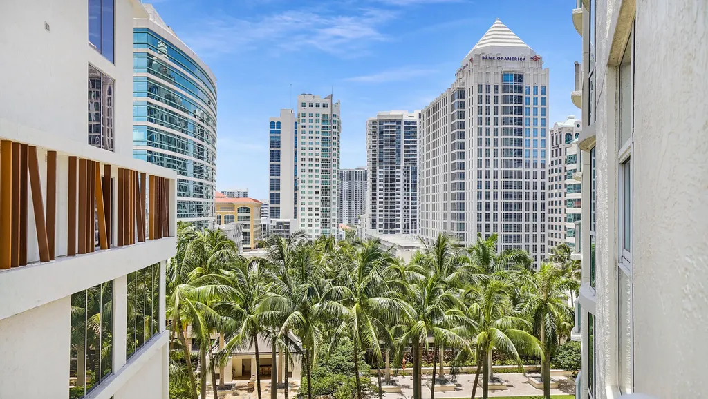 347 N New River Drive E Fort Lauderdale FL 33301