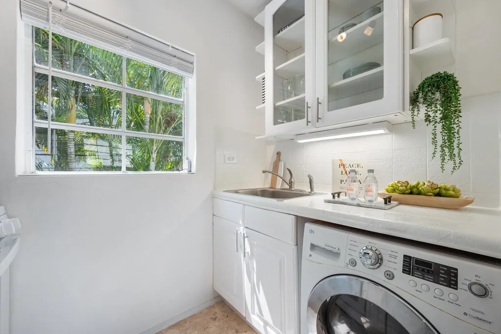 750 Española Way Miami Beach FL 33139