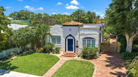 315 Hawthorne Drive Lake Park FL 33403