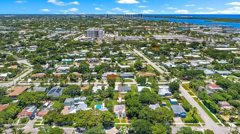 315 Hawthorne Drive Lake Park FL 33403