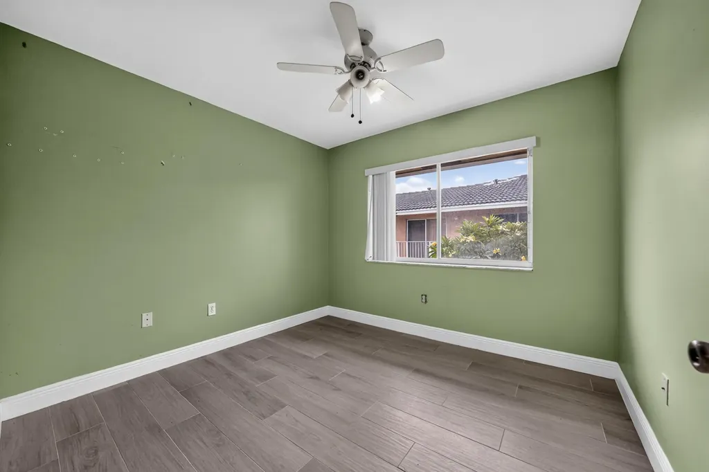 3291 NW 44th Street Oakland Park FL 33309