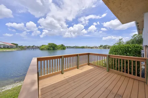 3291 NW 44th Street Oakland Park FL 33309