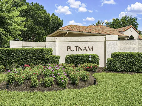 3390 SE Putnam Court Stuart FL 34997