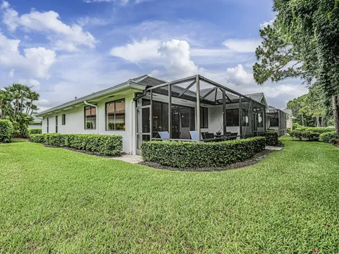 3390 SE Putnam Court Stuart FL 34997