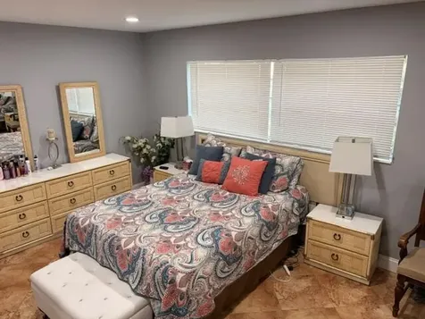 5103 NW 35th Street Lauderdale Lakes FL 33319