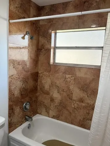 5103 NW 35th Street Lauderdale Lakes FL 33319
