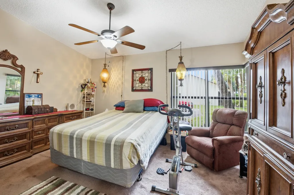 7516 English Court Lake Worth FL 33467