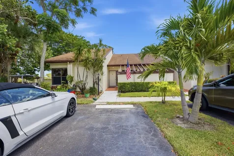 7516 English Court Lake Worth FL 33467