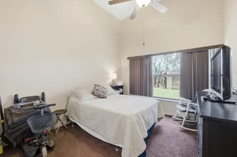 7516 English Court Lake Worth FL 33467
