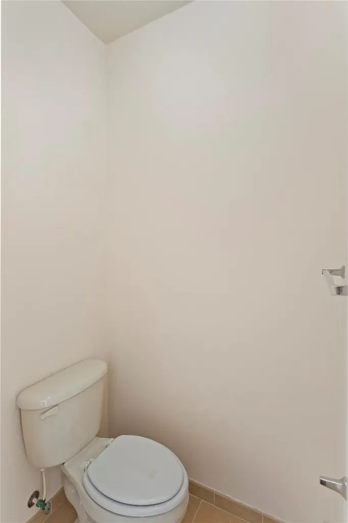 2215 NW 76th Terrace Pembroke Pines FL 33024
