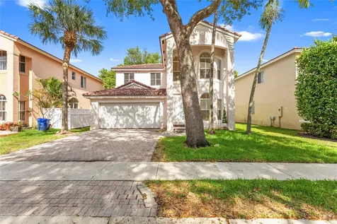 2215 NW 76th Terrace Pembroke Pines FL 33024