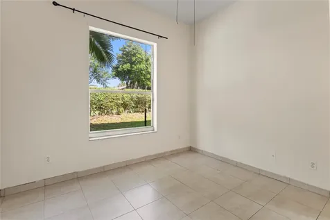 2215 NW 76th Terrace Pembroke Pines FL 33024