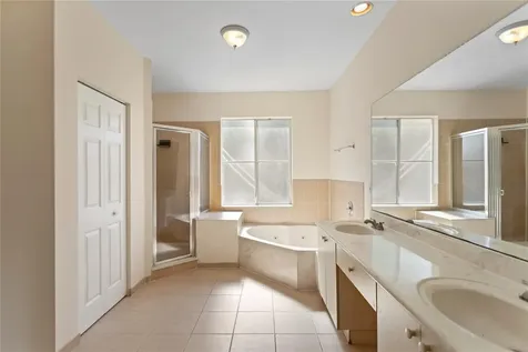 2215 NW 76th Terrace Pembroke Pines FL 33024