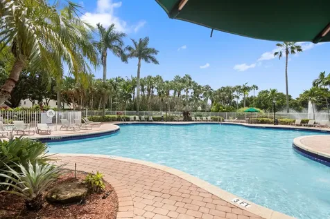 2215 NW 76th Terrace Pembroke Pines FL 33024