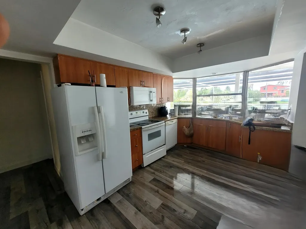6641 Emerald Lake Drive Miramar FL 33023