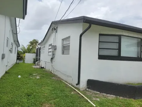6641 Emerald Lake Drive Miramar FL 33023