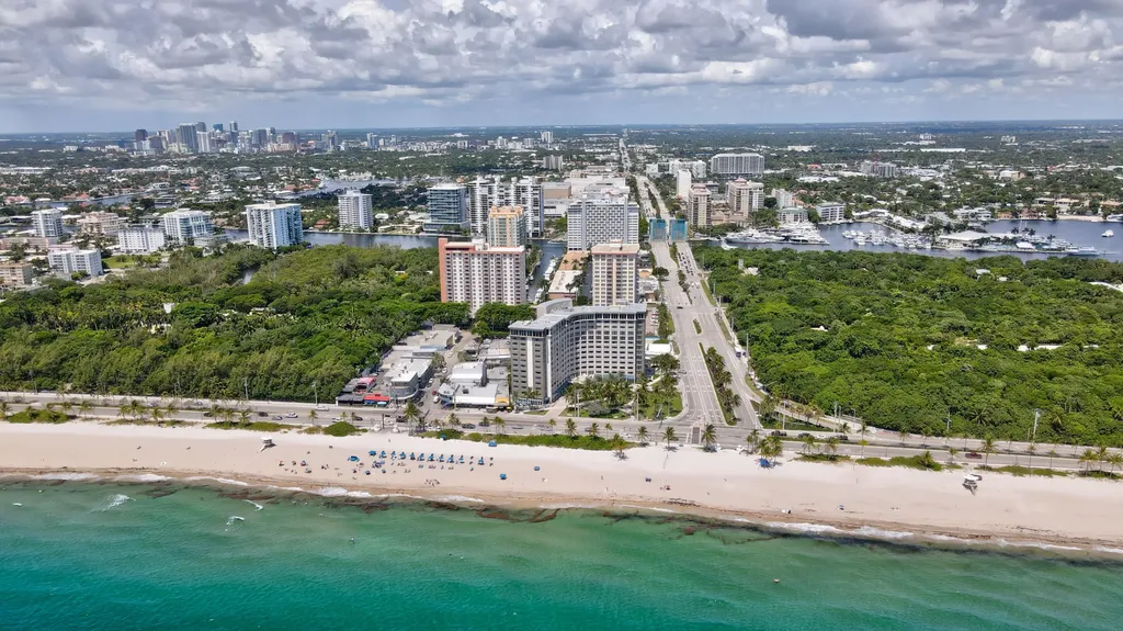2800 E Sunrise Boulevard Fort Lauderdale FL 33304