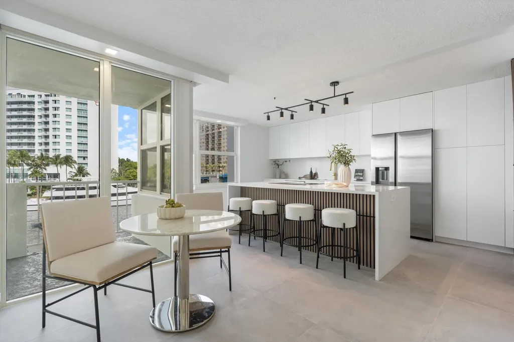 2800 E Sunrise Boulevard Fort Lauderdale FL 33304