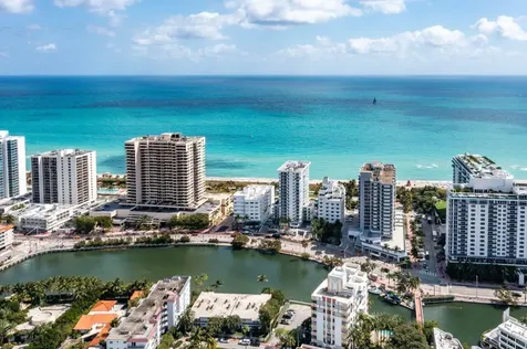 2457 Collins Avenue Miami Beach FL 33140