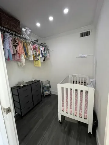 2457 Collins Avenue Miami Beach FL 33140