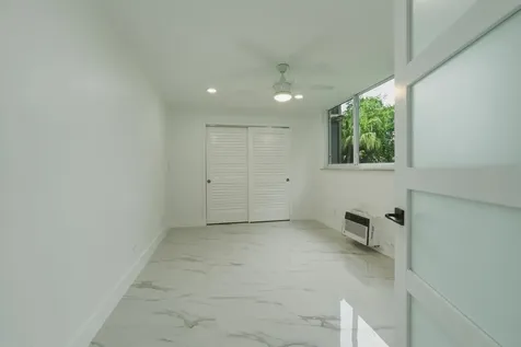 8970 S Hollybrook Boulevard Pembroke Pines FL 33025