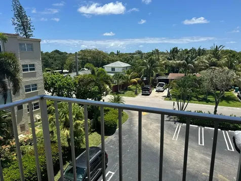 2615 NE 3rd Court Boynton Beach FL 33435