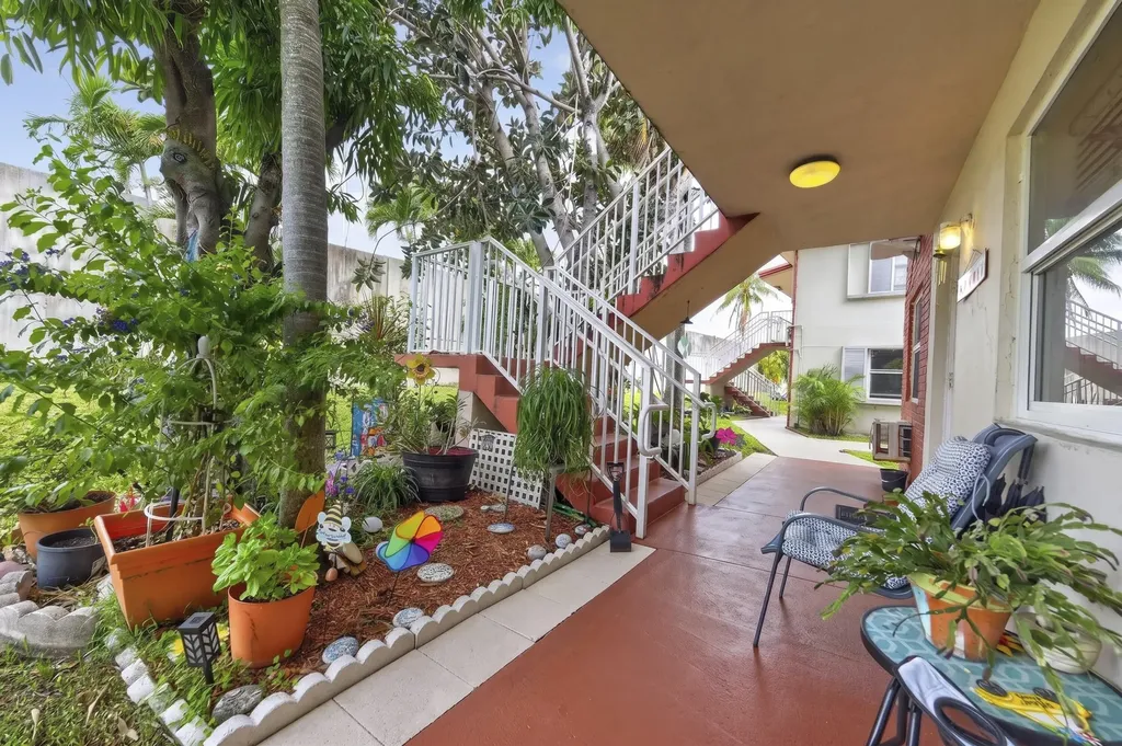 2918 Funston Street Hollywood FL 33020