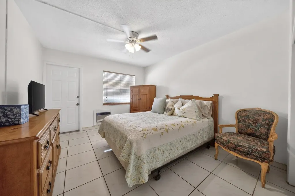 2918 Funston Street Hollywood FL 33020