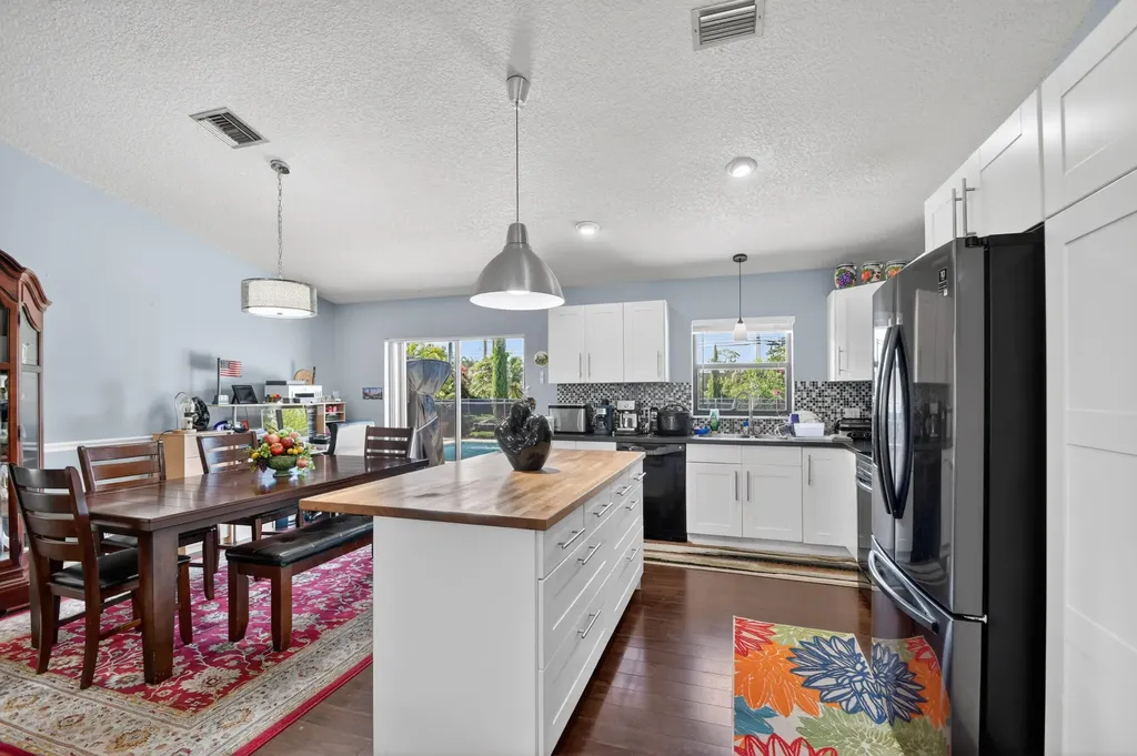 7625 Woodland Creek Lane Lake Worth FL 33467