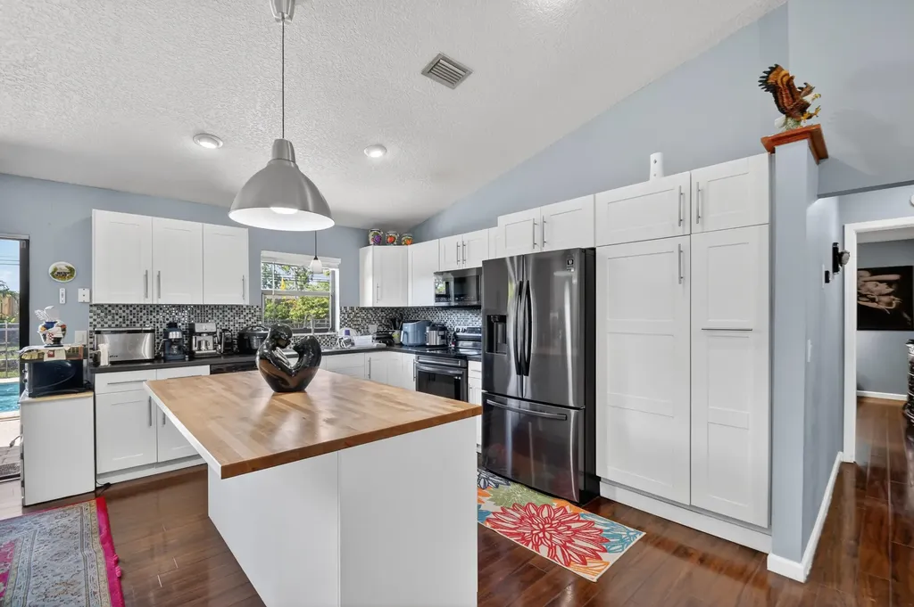 7625 Woodland Creek Lane Lake Worth FL 33467