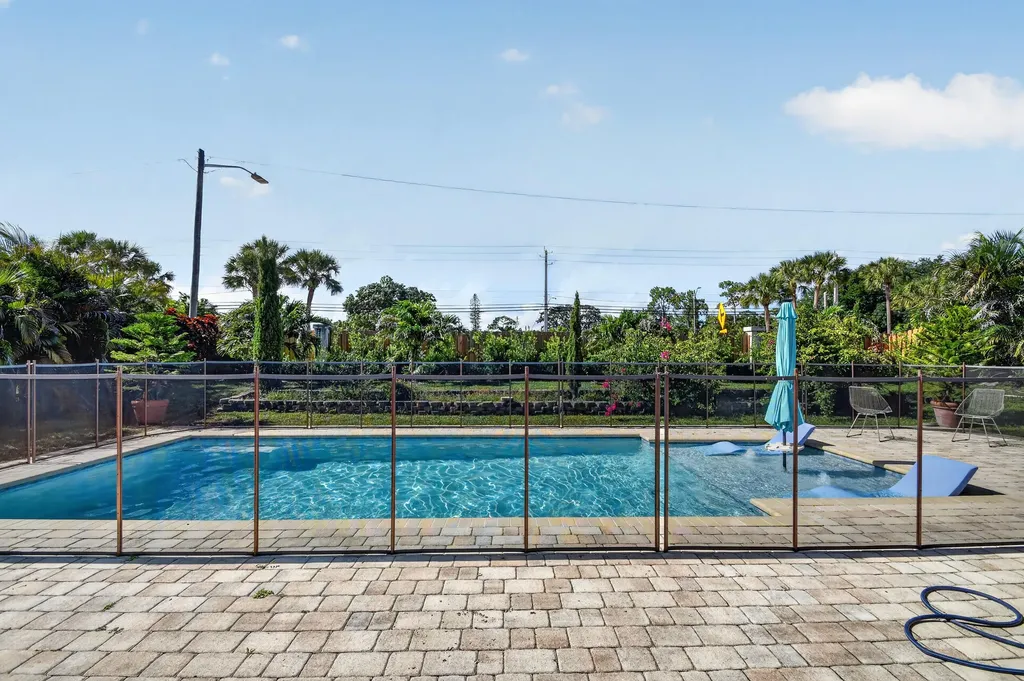 7625 Woodland Creek Lane Lake Worth FL 33467