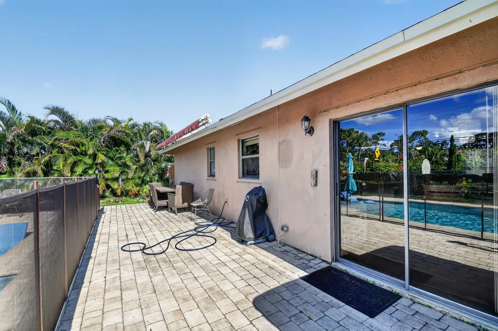 7625 Woodland Creek Lane Lake Worth FL 33467
