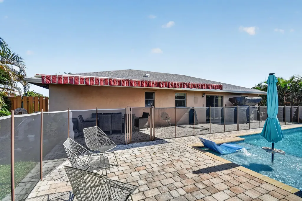 7625 Woodland Creek Lane Lake Worth FL 33467
