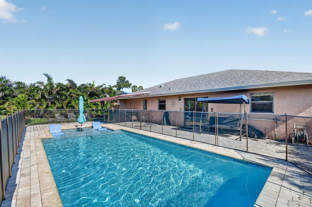 7625 Woodland Creek Lane Lake Worth FL 33467