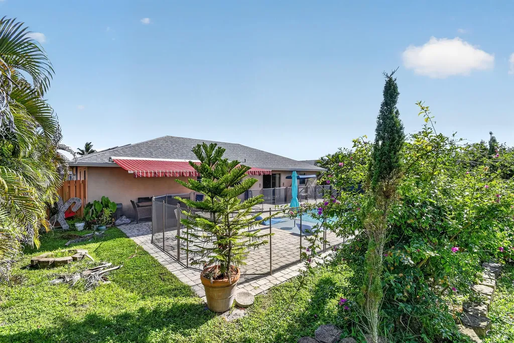 7625 Woodland Creek Lane Lake Worth FL 33467