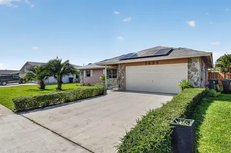 7625 Woodland Creek Lane Lake Worth FL 33467