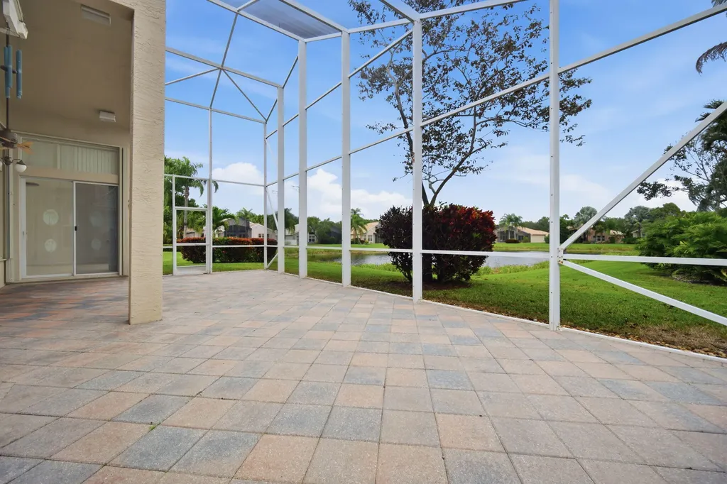 7558 Tarpon Cove Circle Lake Worth FL 33467