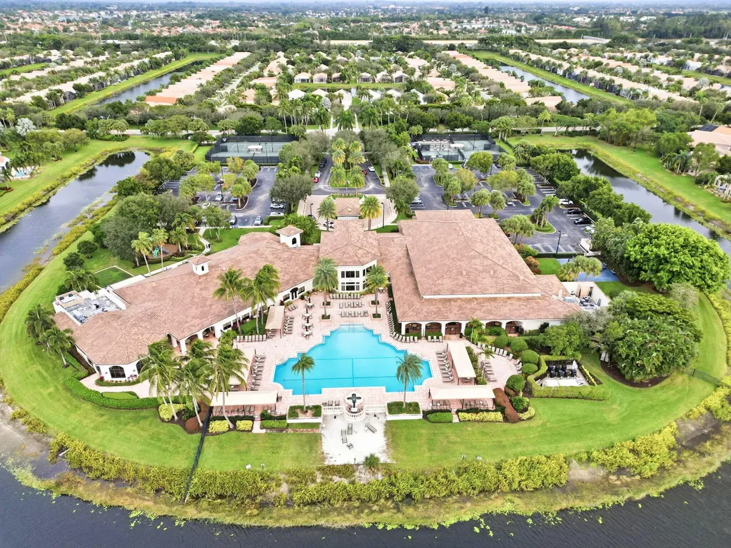 7558 Tarpon Cove Circle Lake Worth FL 33467