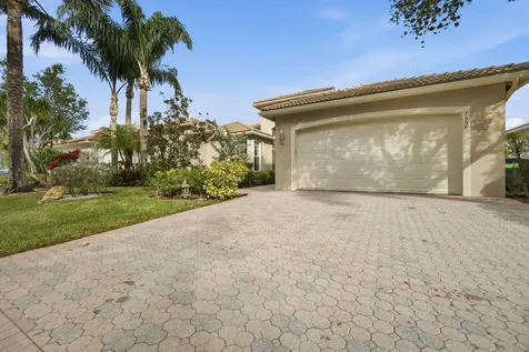 7558 Tarpon Cove Circle Greenacres FL 33467
