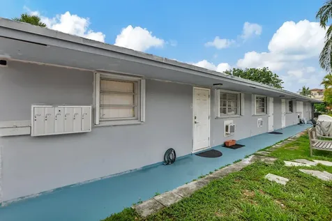 1938 NE 7th Street Deerfield Beach FL 33441