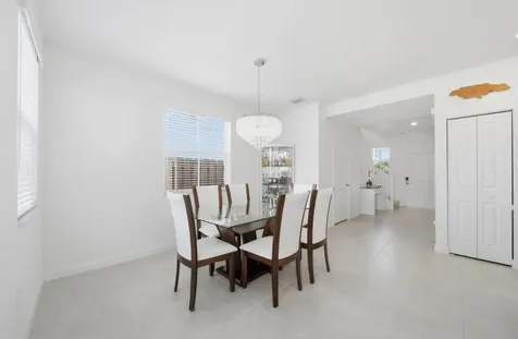 2324 NW 130th Street Miami FL 33167