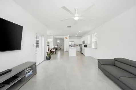 2324 NW 130th Street Miami FL 33167